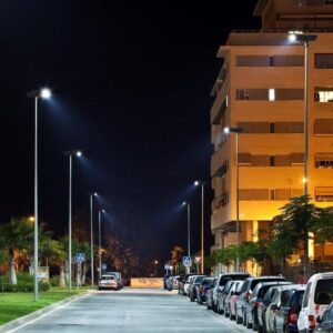 Solar LED Pathway And Street Light - 12,000 Lumens - Image 9